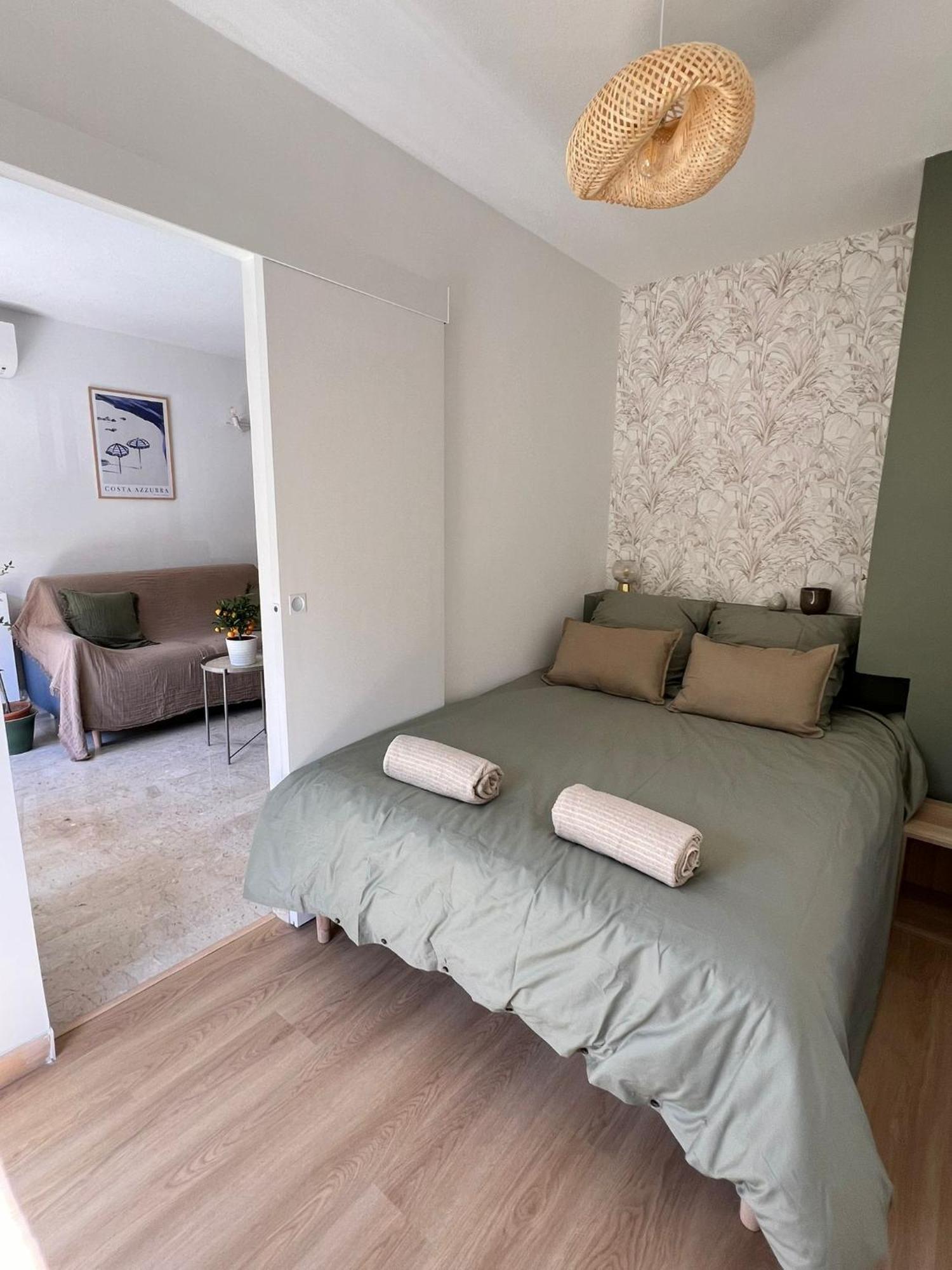 Appartement 2P Renove Avec Terrasse Au Port De นีซ ภายนอก รูปภาพ