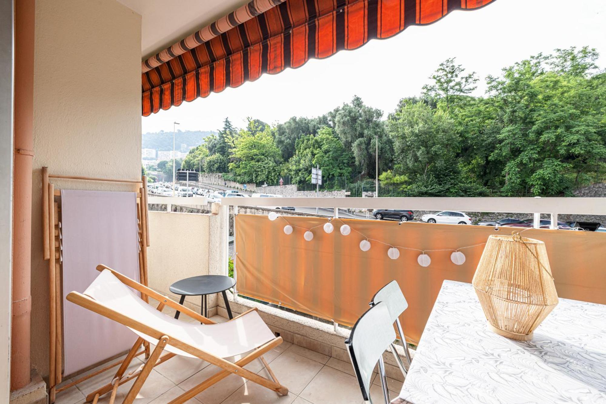 Appartement 2P Renove Avec Terrasse Au Port De นีซ ภายนอก รูปภาพ